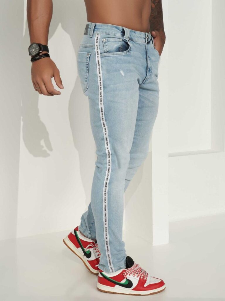 Calça Masculina Confortável e Estilosa com Detalhe Lateral Pit Bull Jeans